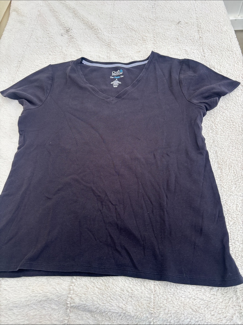 croft & barrow Women's Black V-Neck Short Sleeve Tee (03)